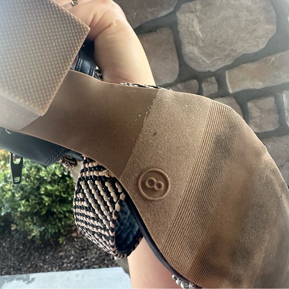 Universal Thread || Emely Huarache sandals in black - Picture 8 of 8